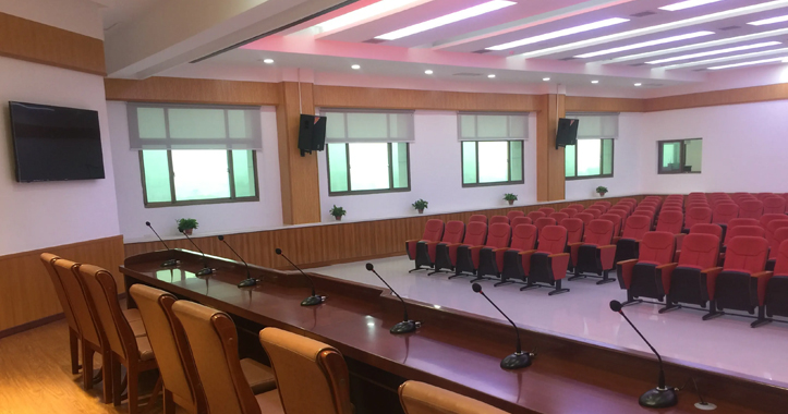 多功能會(huì)議廳